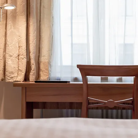 Altstadthotel Wolf-dietrich 酒店 4*