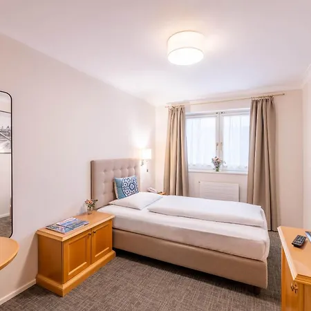 Altstadthotel Wolf-dietrich 4*