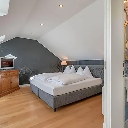 Altstadthotel Wolf-dietrich 4*