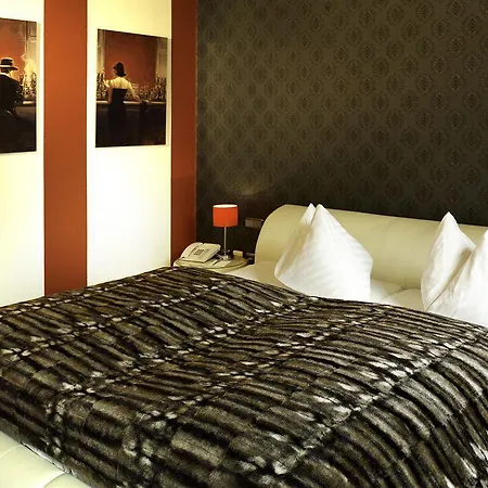 ホテル Altstadthotel Wolf-dietrich 4*