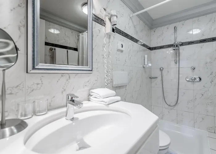 Hotel Altstadthotel Wolf-dietrich 4*