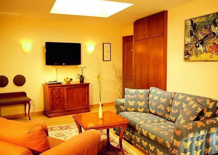 Altstadthotel Wolf-dietrich Hotel 4*