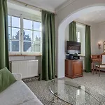 Altstadthotel Wolf-dietrich فندق